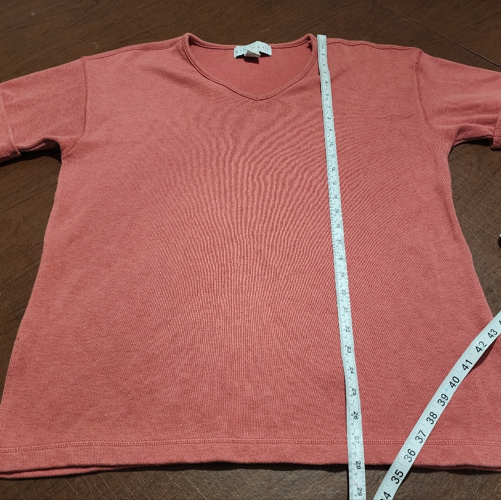 New York Style Coral V-Neck T-Shirt - Picture 4 of 6